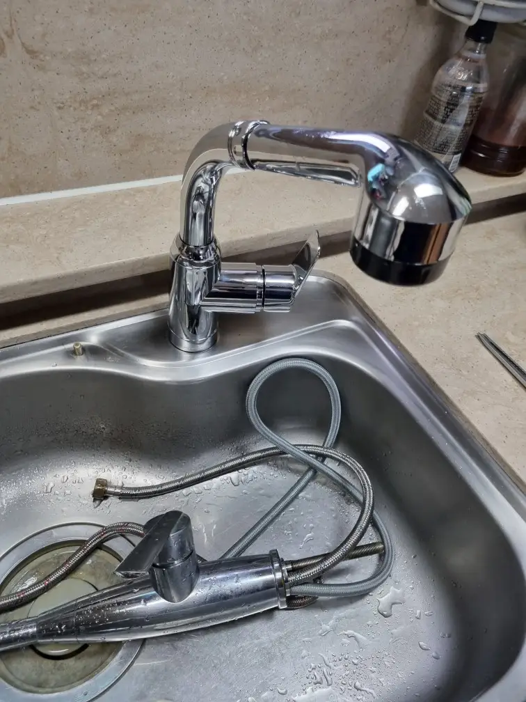 싱크대 수전 교체 9